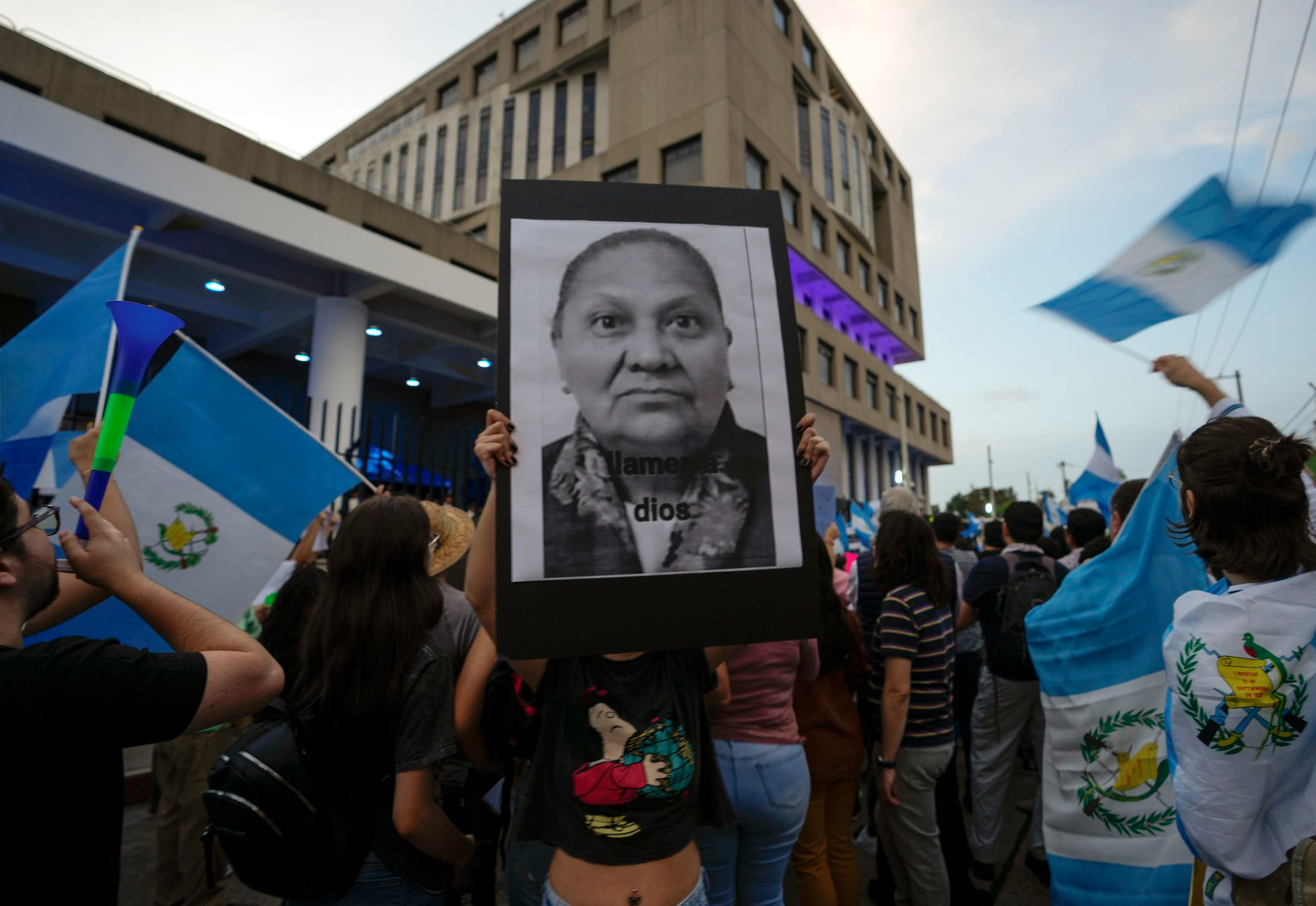 Las protestas contra la fiscal general en Guatemala suman once días sin soluciones a la vista 