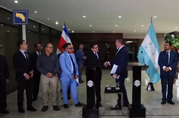 Costa Rica y Honduras acuerdan suspender la imposición de visado migratorio