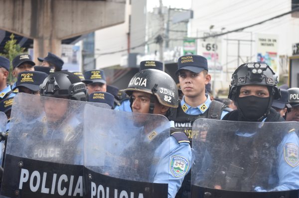 Piden derogar estado de excepción en Honduras por presuntas violaciones a derechos humanos