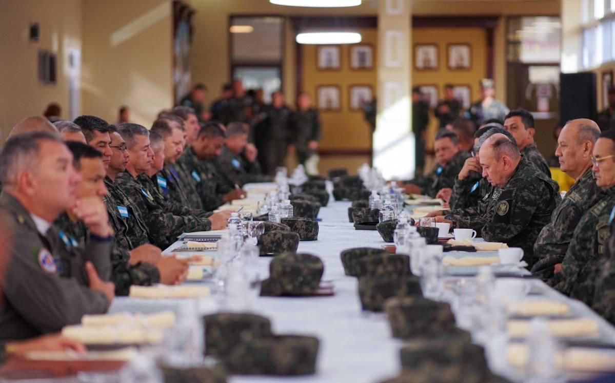 Comienza transición de la nueva Junta de comandantes que asumirá funciones el 21 de diciembre