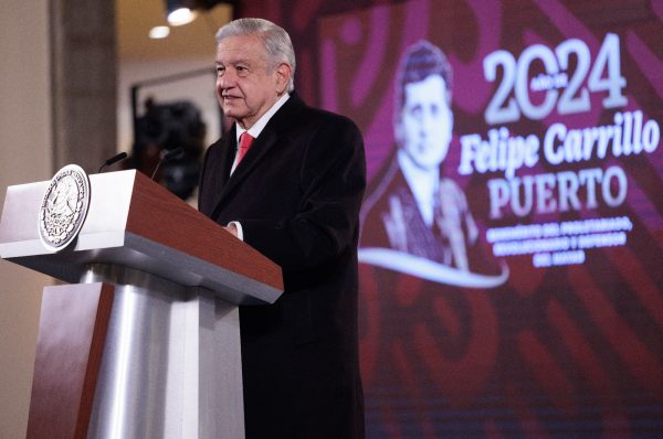 López Obrador reconoce que “ha buscado acuerdos” con bandas de la frontera sur de México
