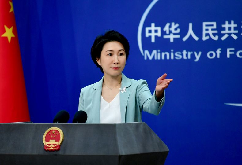 Pekín acusa a EEUU y Japón de “difamar y atacar a China” en su reunión en Washington